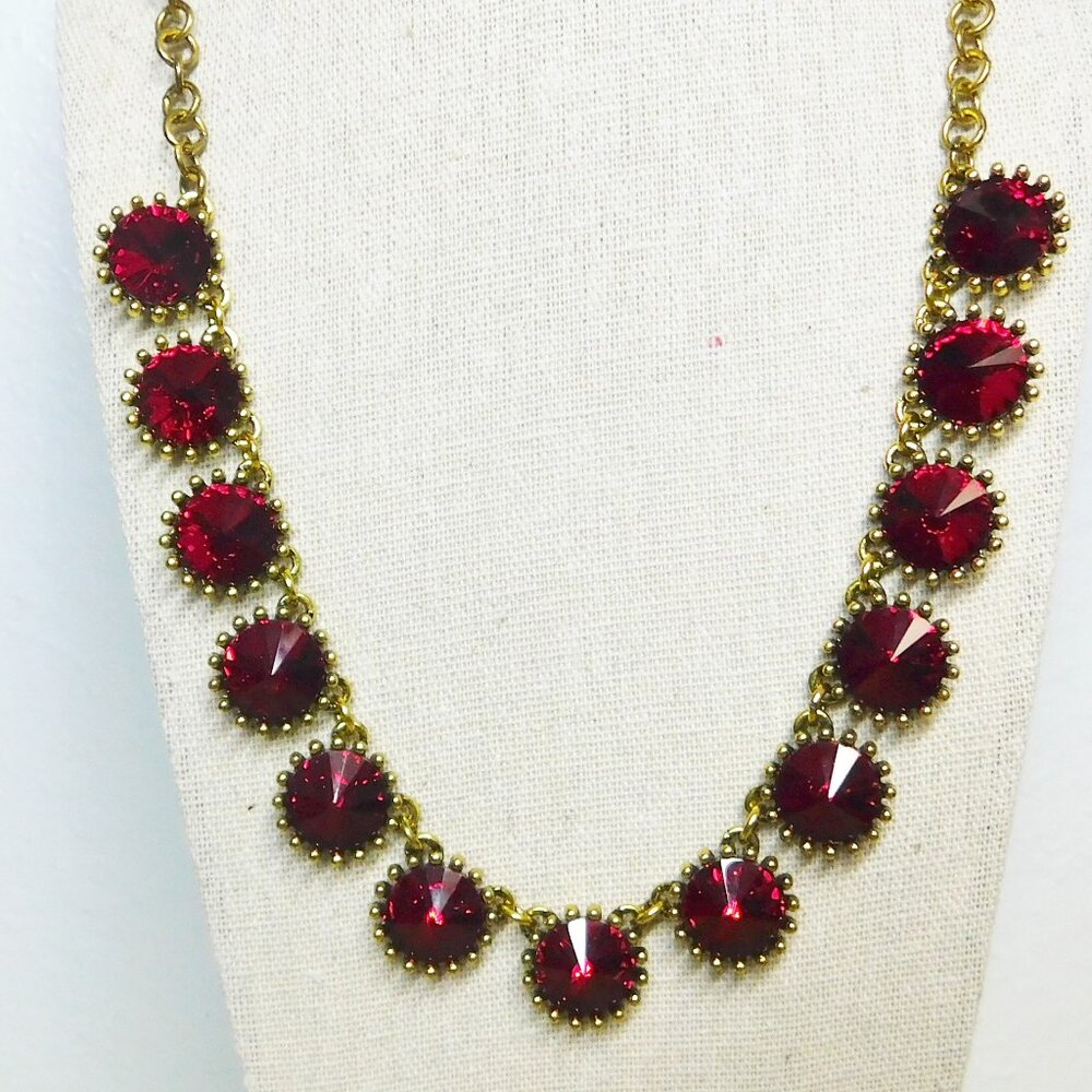 Pretty Red Faceted Gold Tone Necklace (Adjustable)